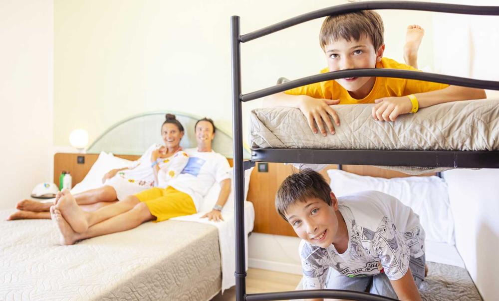 brorafamilyvillage it family-hotel-lido-di-savio 002